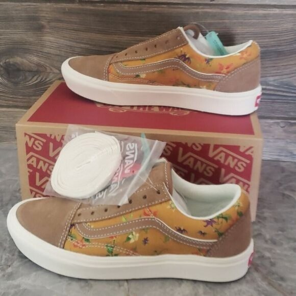 New Comfycrush Old Skool Fatal Floral Golden Brown Sneakers - Picture 2 of 10
